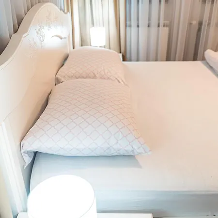 Апартаменты Hills *