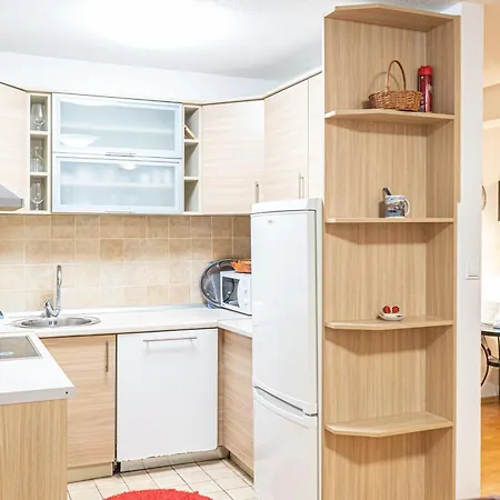 Hills Сараево