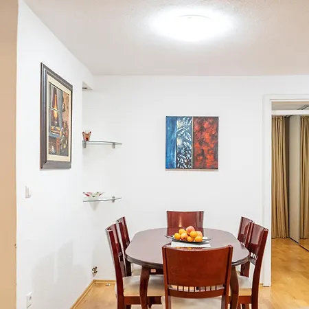 Апартаменты Hills